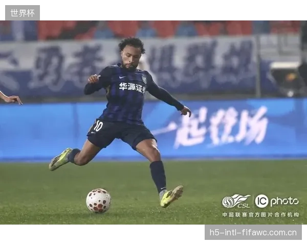 卡迪斯凭借稳定的点球命中率和门前嗅觉,占据中超半程射手榜头名。 卡迪斯凭借稳定的点球命中率和门前嗅觉,占据中超半程射手榜头名。